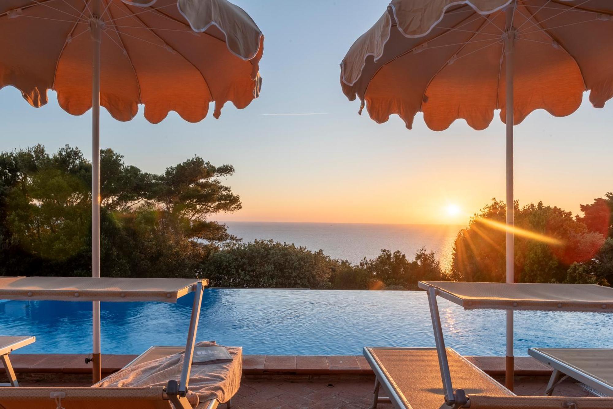 Boutique Hotel Torre Di Cala Piccola Porto Santo Stefano  Ngoại thất bức ảnh