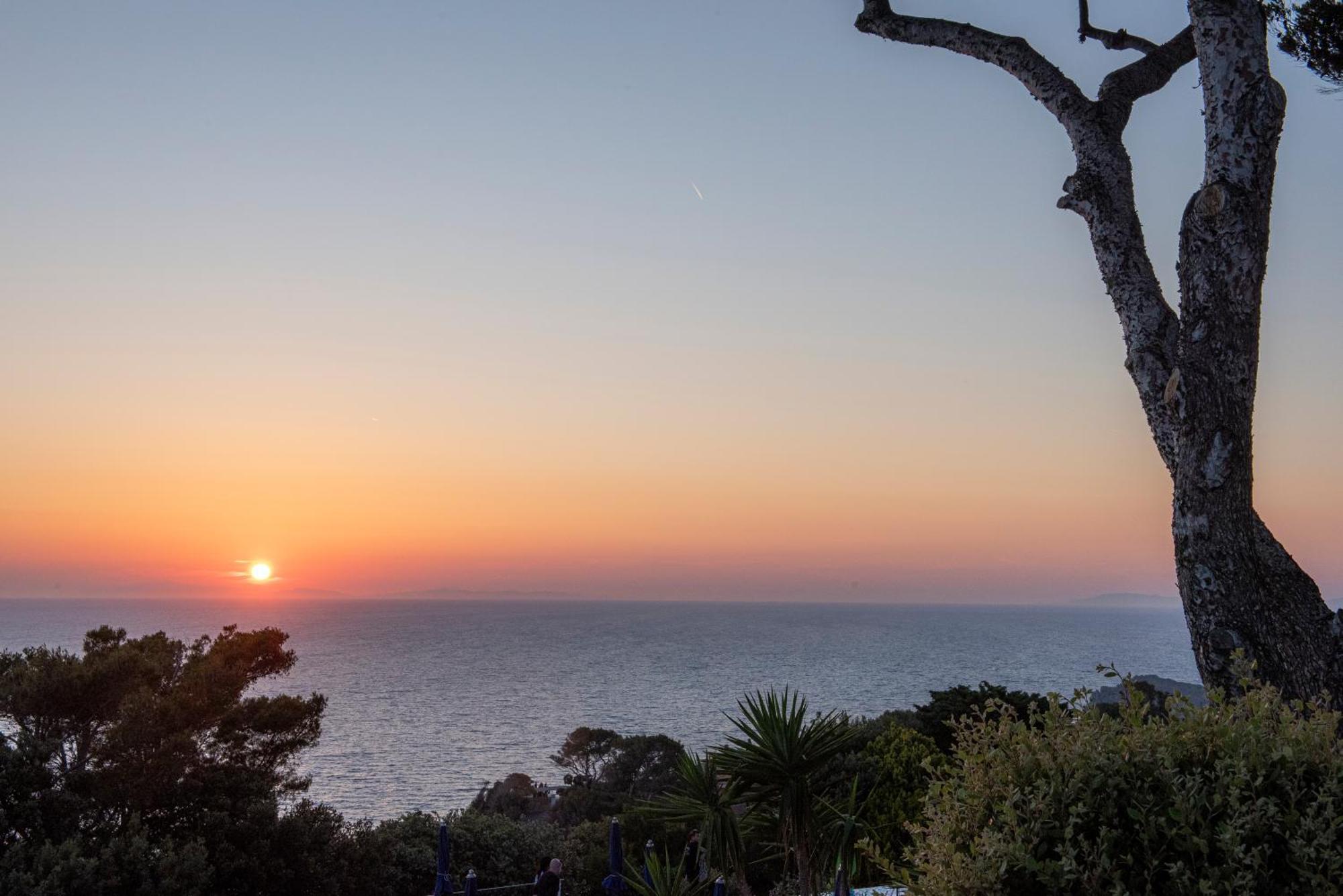 Boutique Hotel Torre Di Cala Piccola Porto Santo Stefano  Ngoại thất bức ảnh